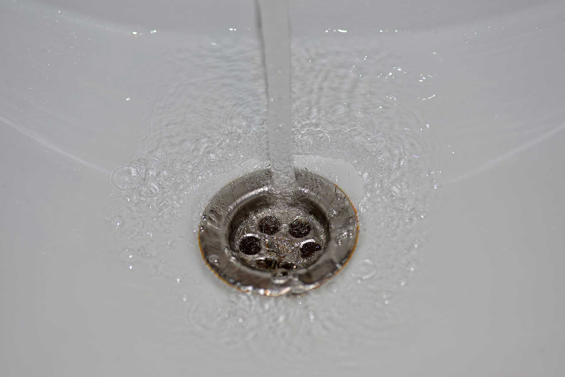 A2B Drains provides services to unblock blocked sinks and drains for properties in Becontree.
